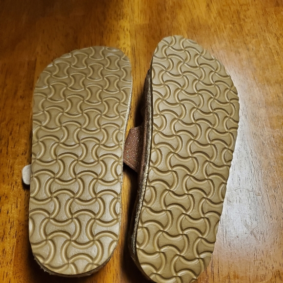 KENSIE girls sandels - Picture 2 of 2